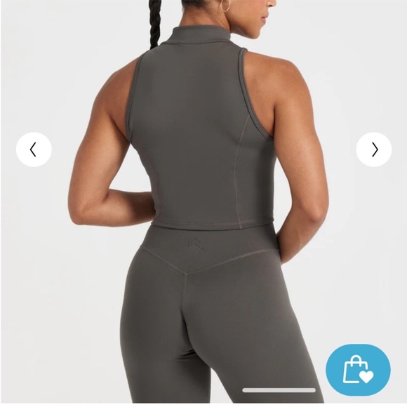 Oner Active timeless half zip crop tank deep taupe - Picture 2 of 2